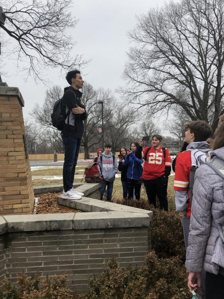 SM North students walk out in protest of teacher contract negotiation